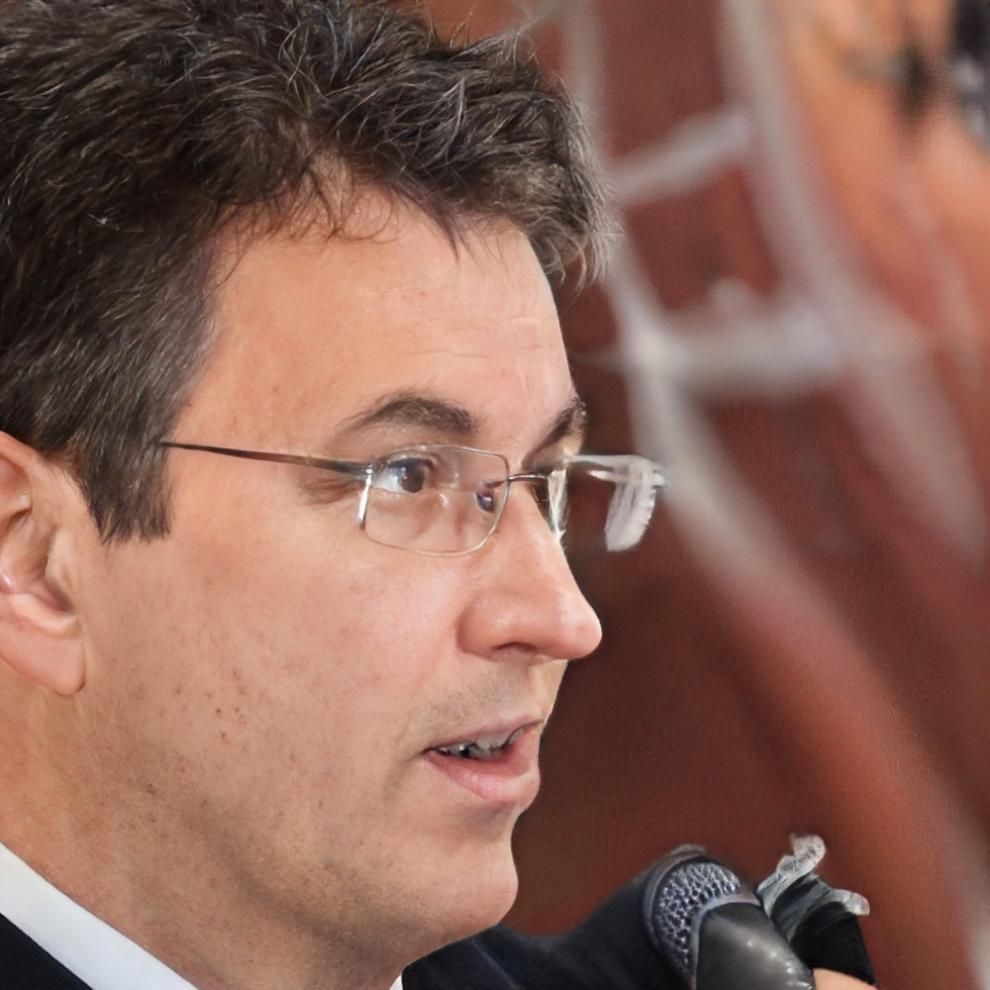 Henrik Zimmermann, Senior Analyst aus Frankfurt